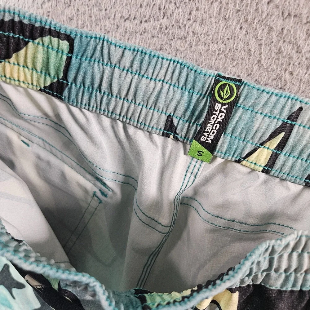 NWT Volcom‎ Stoneys Board Shorts Swim Trunks Men Small Geometric Green Black - Picture 4 of 11